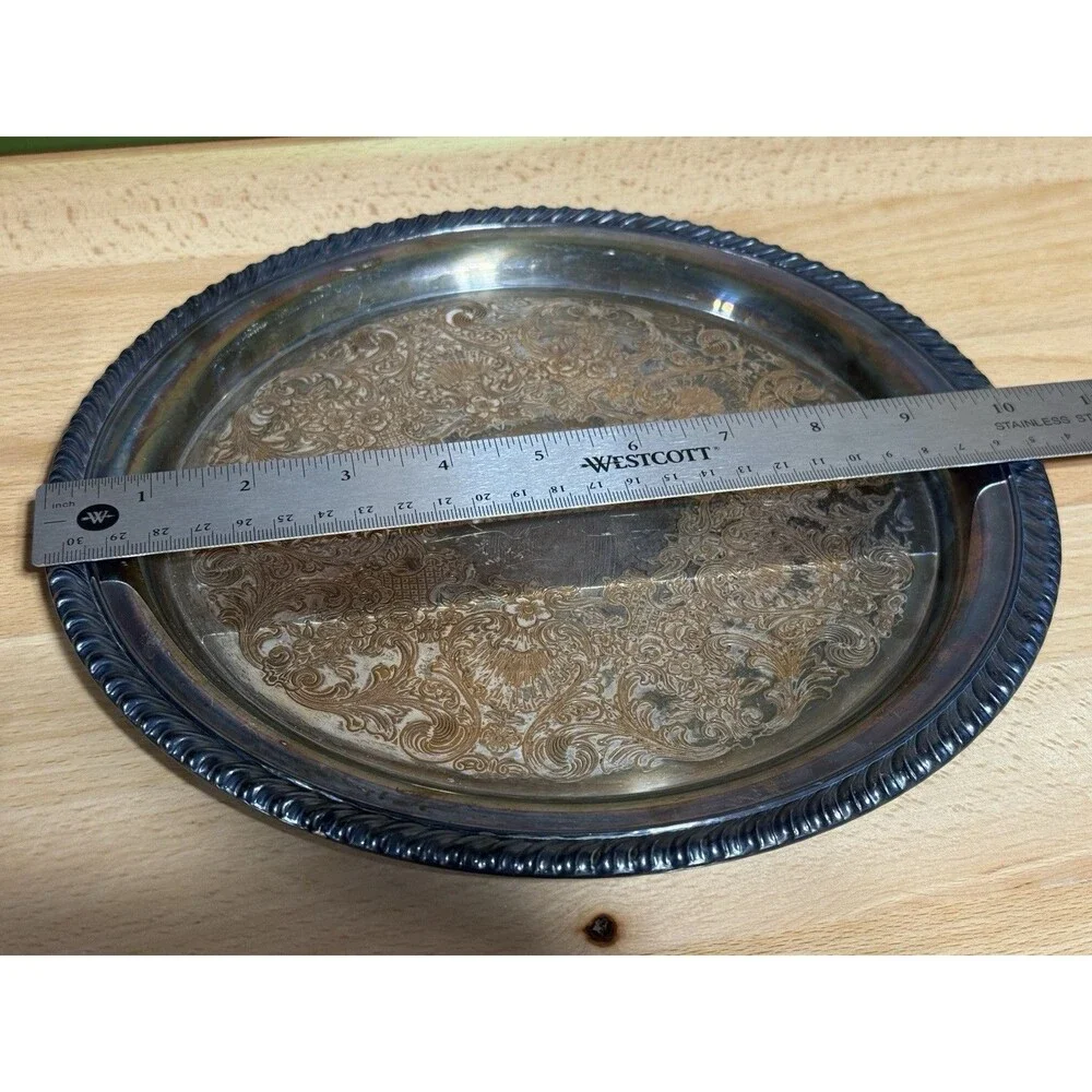 Vintage Wm Rogers Silverplate #870 Round Serving Tray 10” Patina